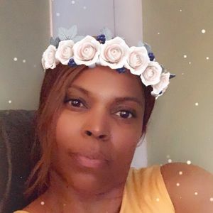 Meet your Posher, Lydia